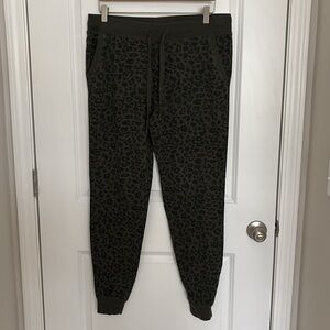 VS PINK | JOGGER SWEATPANTS | SIZE L
